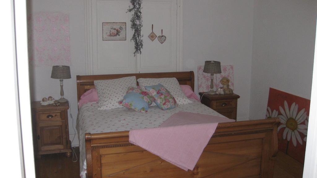 Bed and Breakfast Domaine La Rose Caylus Zimmer foto